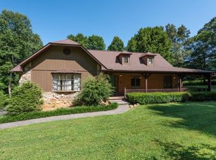 117 Tall Pines Ln, Johnson City, TN 37601