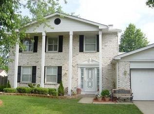 1210 W New Britton Dr, Hoffman Estates, IL 60192