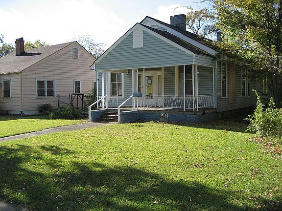 spacious sitting porch