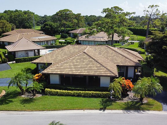3rd image of 550 Woodland Circle