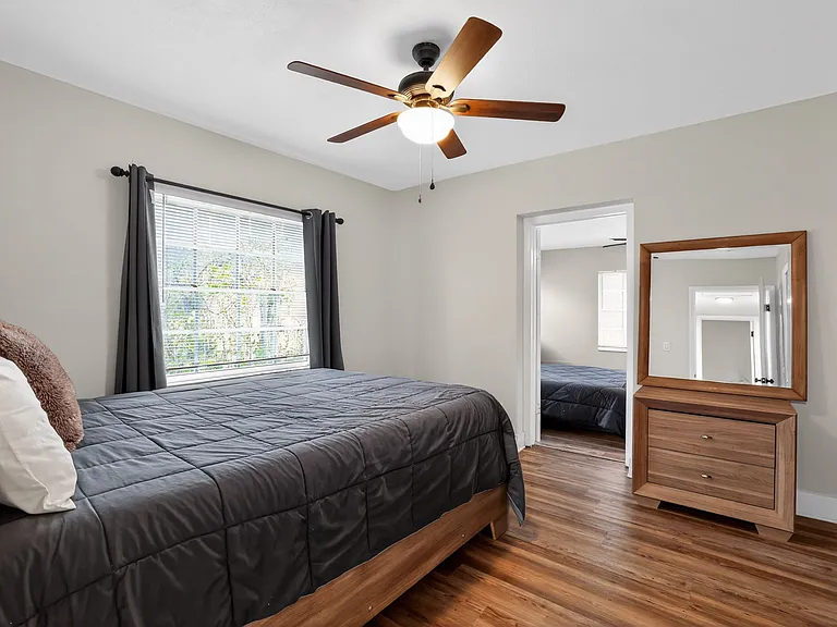 3313 W Leroy St — Photo 17