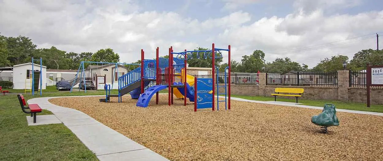 Woodland Estates (TX) — Photo 3