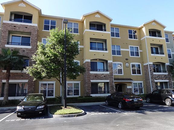 2nd image of 8539 W Gate Pkwy Unit 9202