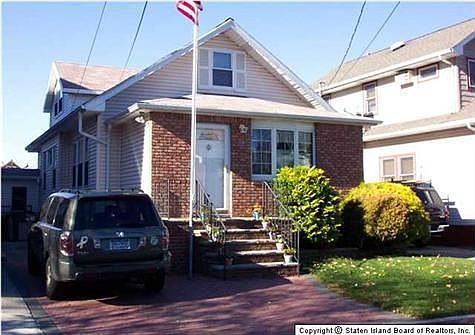 1st image of 376 Neal Dow Ave
