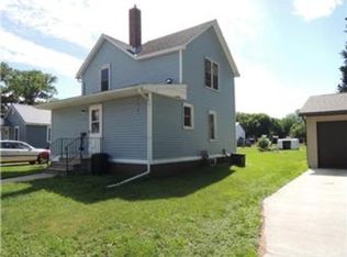 10 N Jefferson Ave, Springfield, MN 56087