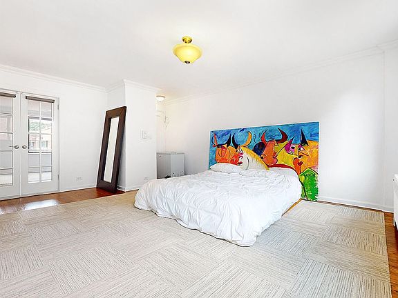 2nd image of 14 Bogardus Pl APT 4V