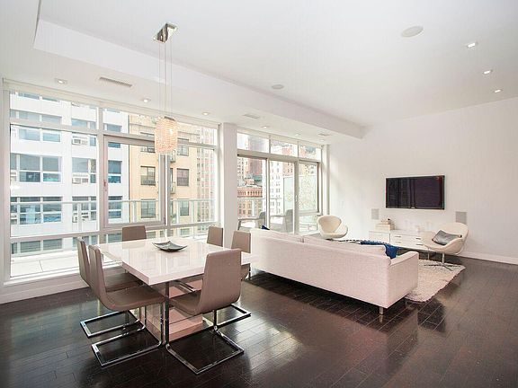 3rd image of 111 Fulton St Penthouse 210
