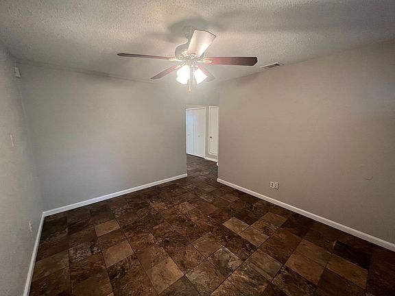 3rd image of 1500 Sherrye Dr