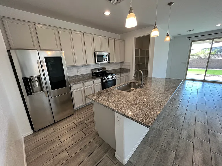 22631 E Spyglass Blvd — Photo 5