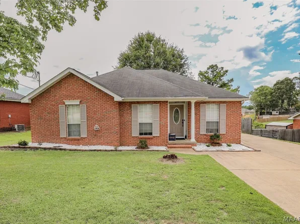 519 Mount Airy Dr, Prattville, AL 36067