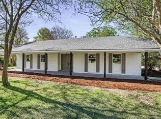 610 Seyburn Ct, Baton Rouge, LA 70808