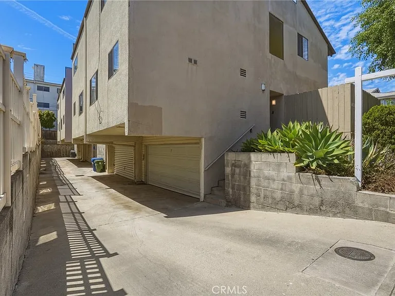 1433 S Beverly Dr — Photo 41