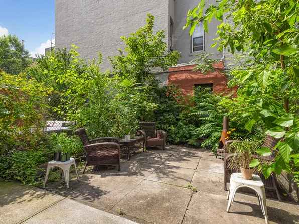 621 Macon Street image 18 of 18