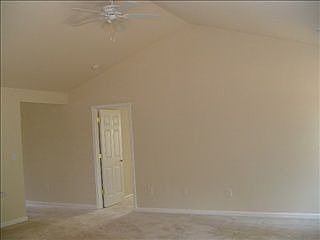 2nd image of 523 Lavendula St