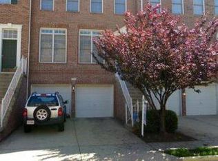 9552 Lagersfield Cir, Vienna, VA 22181