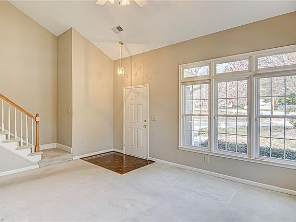 5th image of 1 McAllister Pl