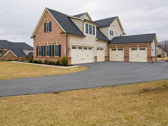 2nd image of 21115 Dwyer Ct