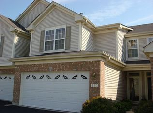 313 Emerald Ln, Algonquin, IL 60102