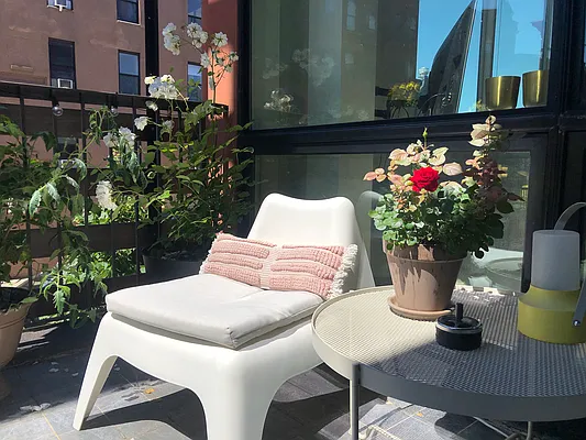 Rented by Awaye Realty Management LLC | media 31