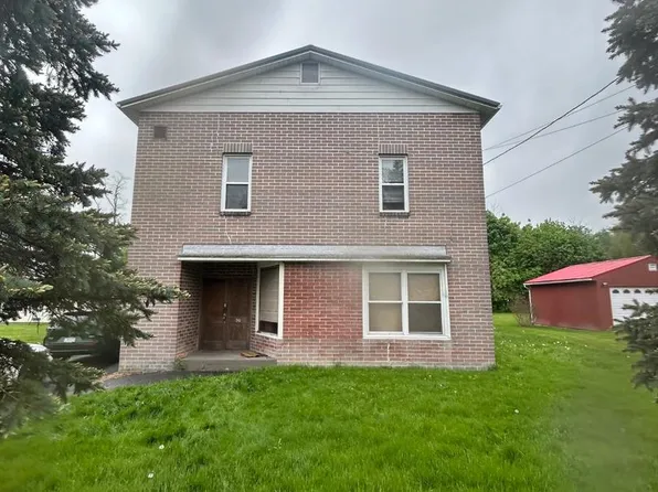 56 Maclay St, Milroy, PA 17063
