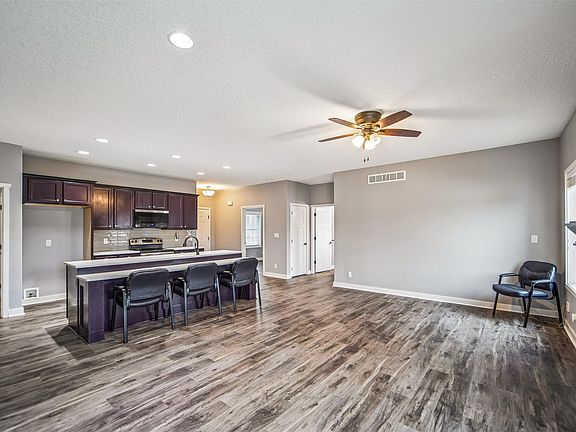 3rd image of 4411 NE Briarwood Dr