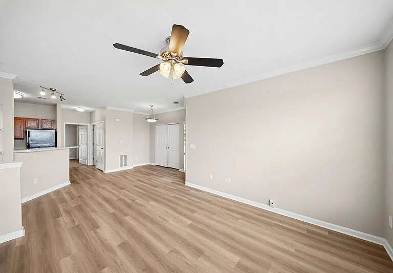 Summit Pointe — Photo 10