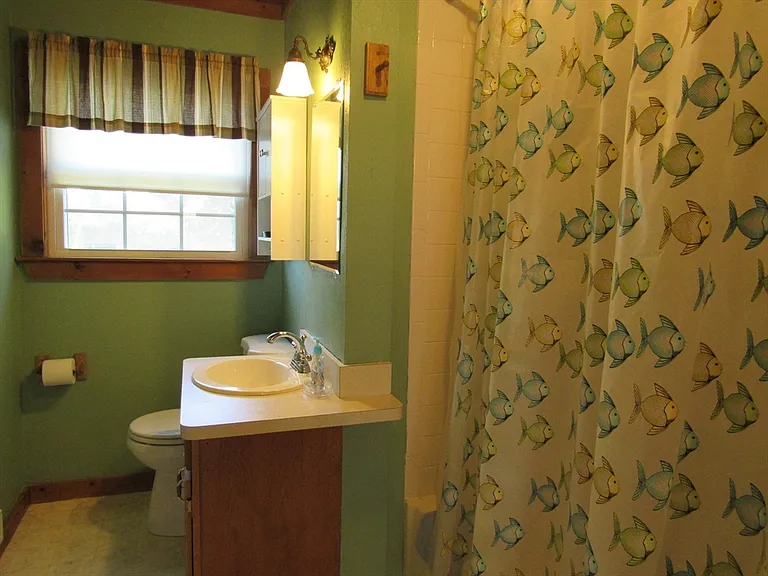 22 Birch St — Photo 14