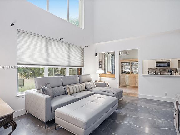4th image of 3081 SW Solitaire Palm Dr