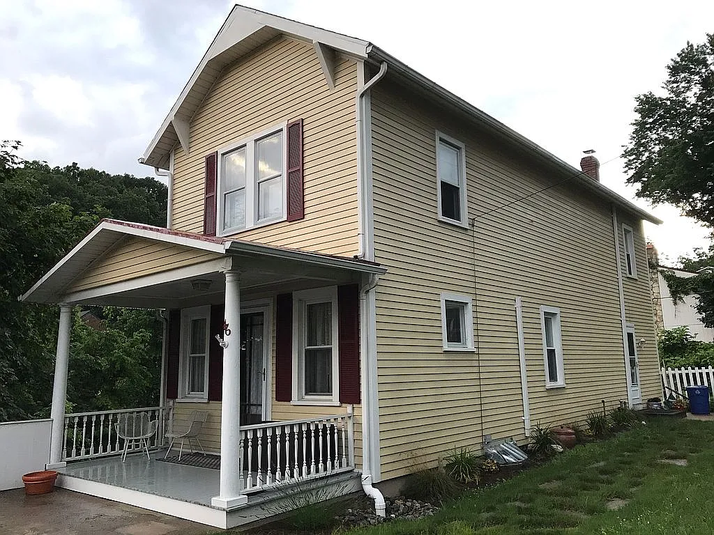 46 S Franklin St photo 1
