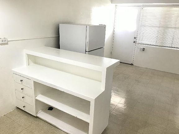 4th image of 2745 Kapiolani Blvd