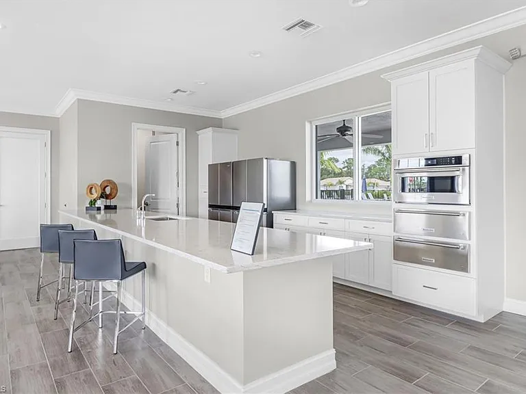 317 Spiaggio Ct — Photo 42