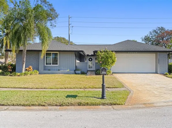 10039 Linden Place Dr, Seminole, FL 33776