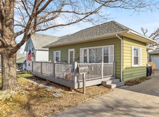 353 12th St SW, Cedar Rapids, IA 52404