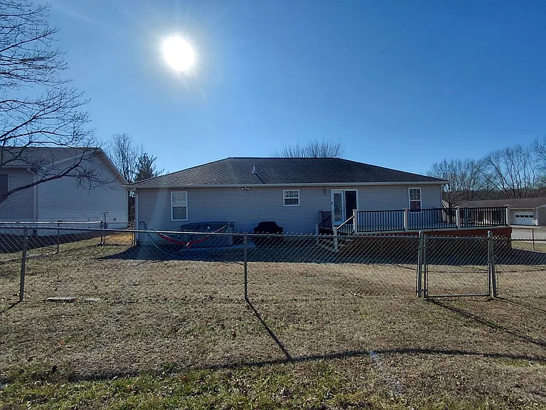 1801 Sandstone St — Photo 3