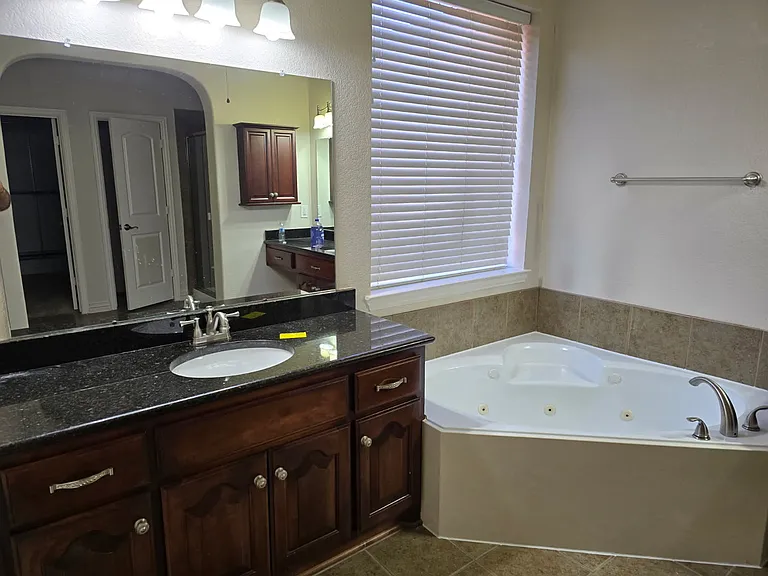 778 Fall River Dr — Photo 10