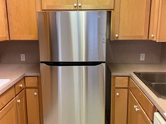 Kitchen, new refrigerator