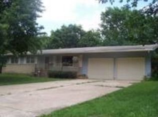 730 Homewood St, Emporia, KS 66801