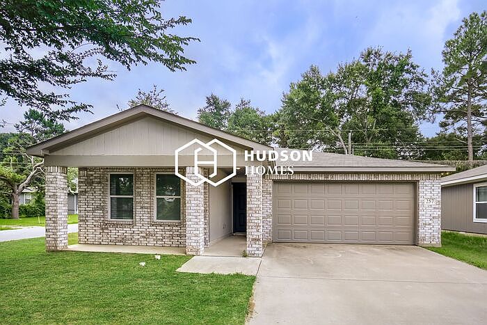 1st image of 257 Harbor Dr