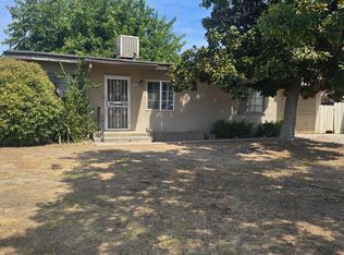 2127 E Sussex Way, Fresno, CA 93726