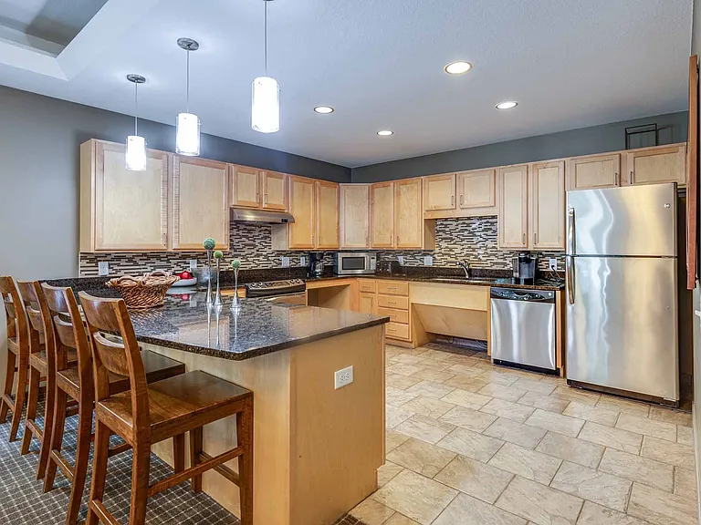 Woodland Park Apartments — Photo 42