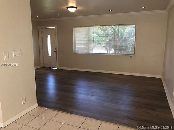 4th image of 18105 NW 7th Ct