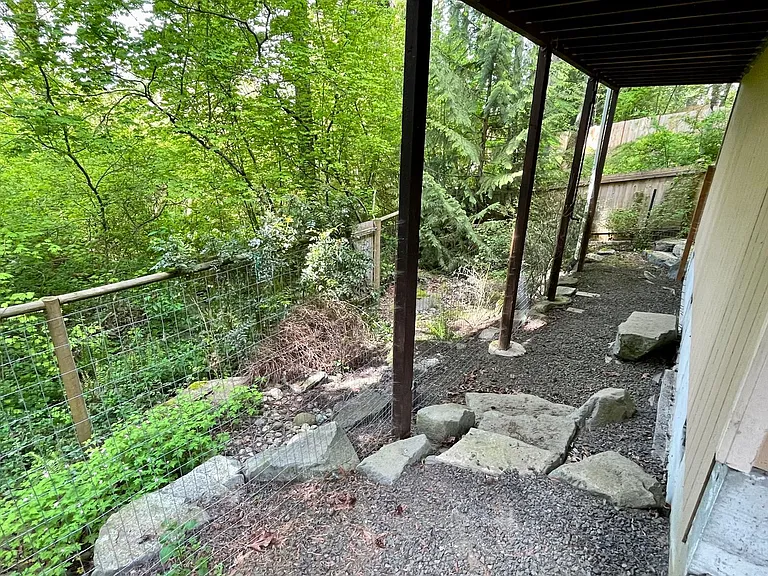 17535 Clear Lake Blvd SE — Photo 14