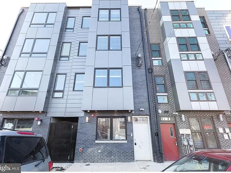 2564 Frankford Ave #3F — Photo 1