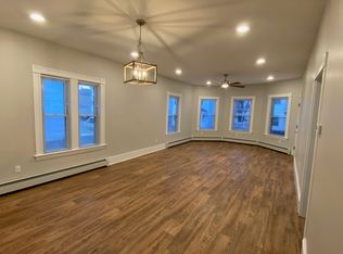 70 Seymour St APT 1, Worcester, MA 01610
