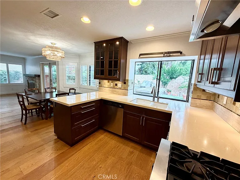 10 Wickland — Photo 8