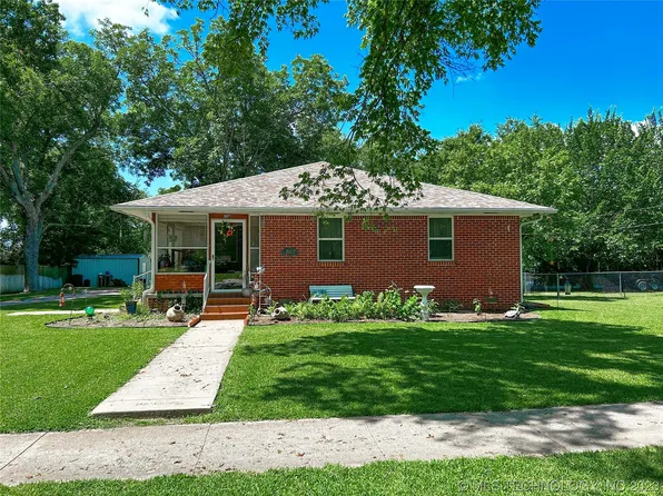 307 Buffalo St, Caddo, OK 74729