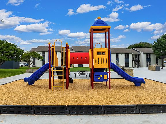 Apartment Playground in Waco, TX
