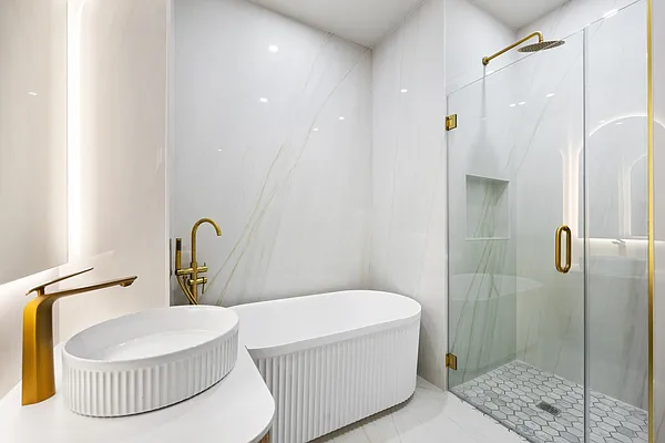 Sold by B Square Realty | media 8