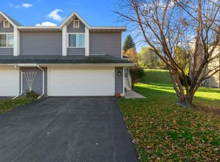 6657 Kara Dr, Eden Prairie, MN 55346