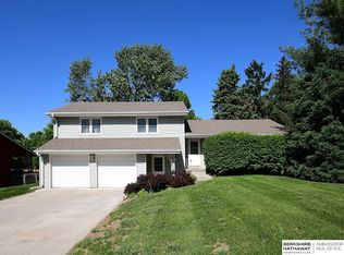 4510 Eastridge Dr, Omaha, NE 68134